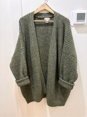IF IT WERE ME | Cozy Olive Open-Front Women’s Cardigan Sweater
